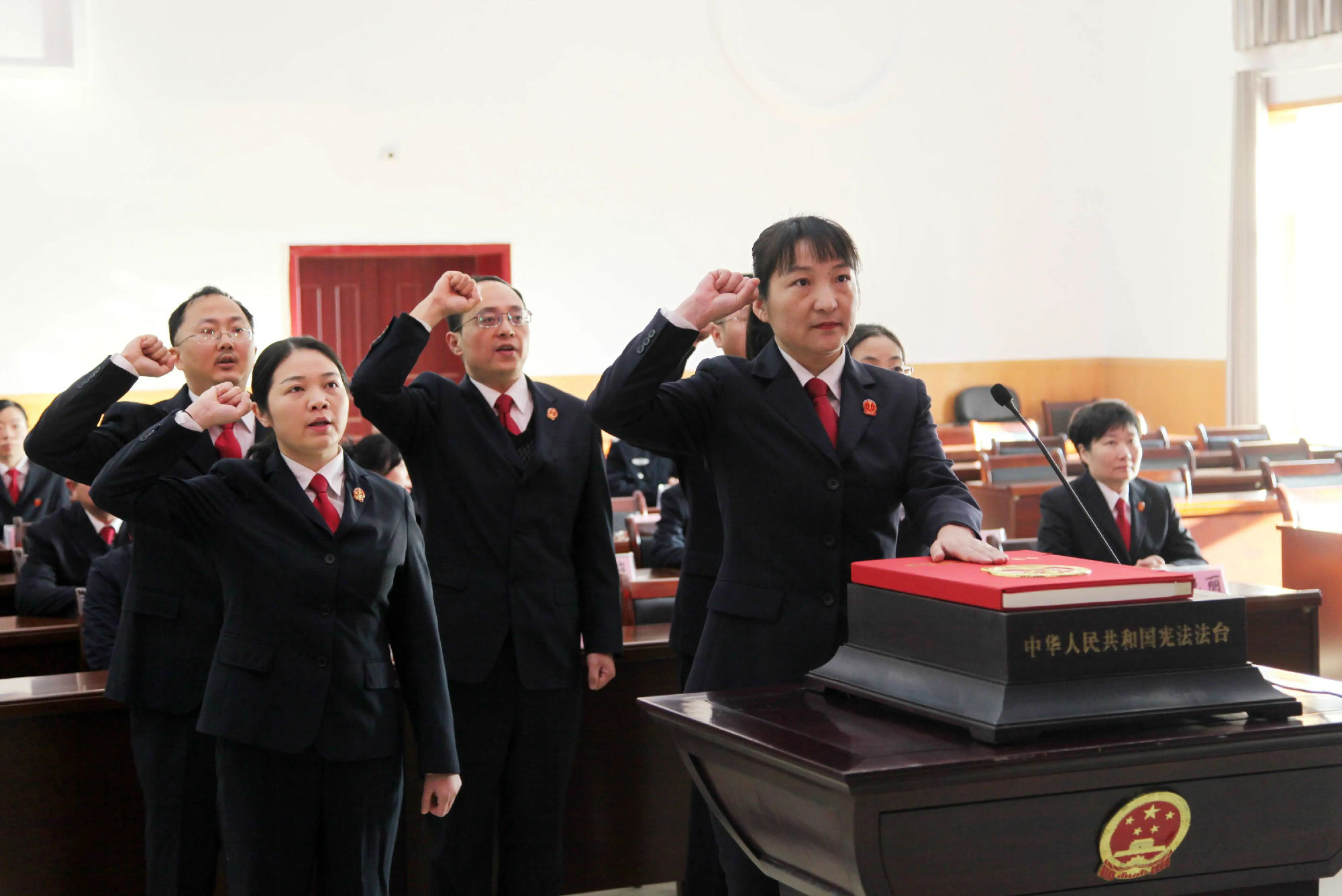 4.jpg 图片